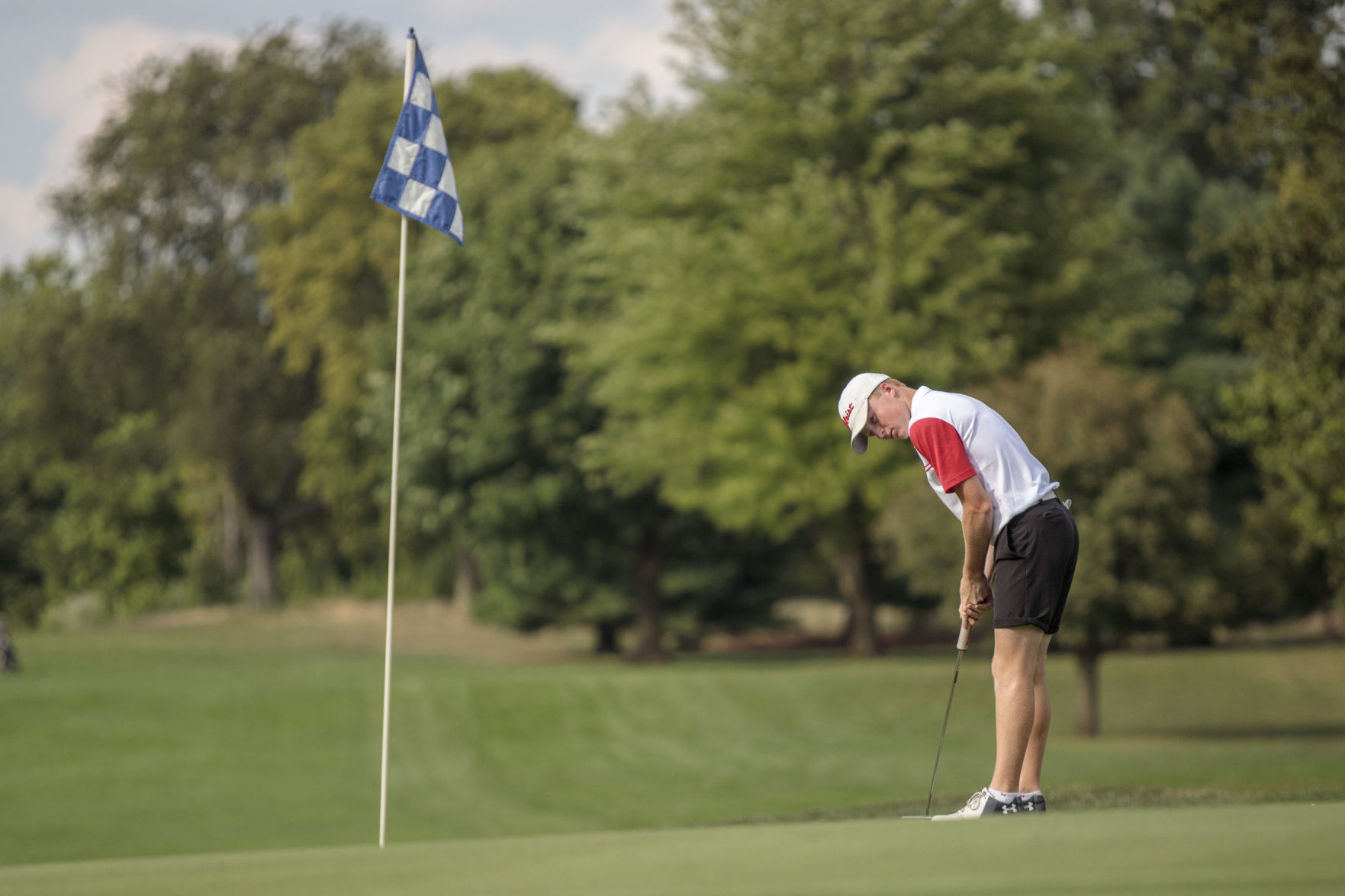 GALLERY-boys-golf-082620-24.jpg